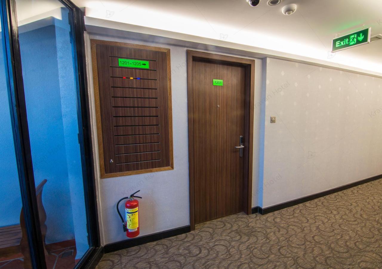 Kravan Hotel Phnom Penh Bagian luar foto