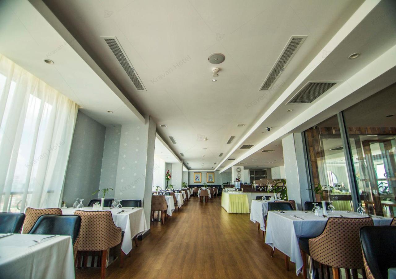 Kravan Hotel Phnom Penh Bagian luar foto